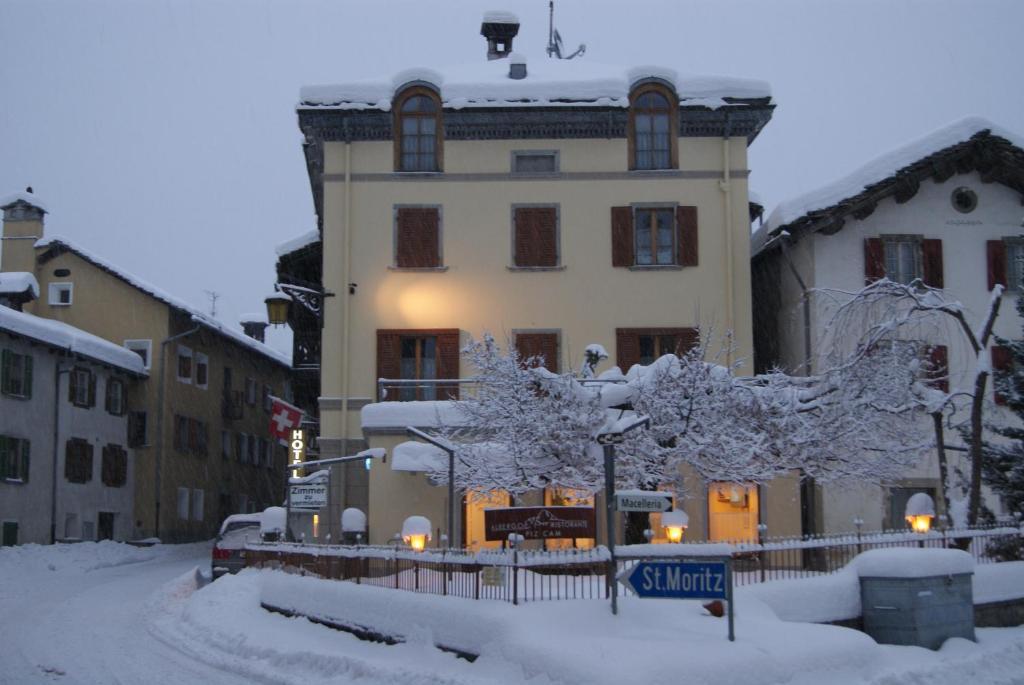 Albergo Piz Cam Vicosoprano Kültér fotó